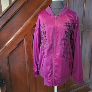 Torrid Womens Size 4x Floral Embroidered Satin Bomber Jacket Magenta
